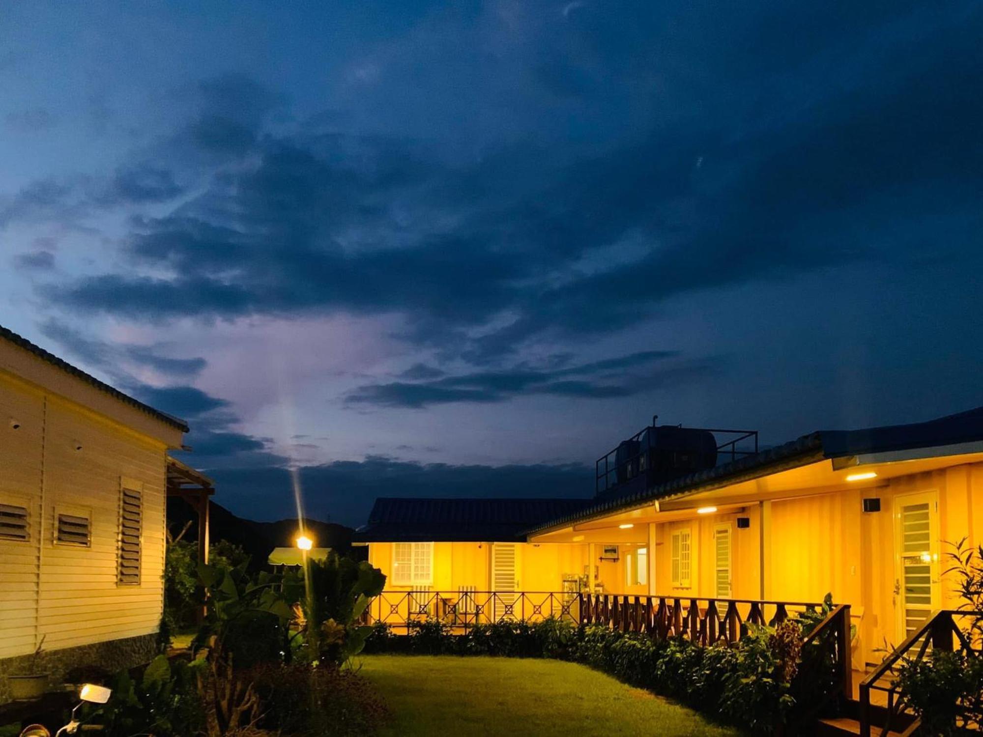 東方雲民宿 Dawu Exterior foto